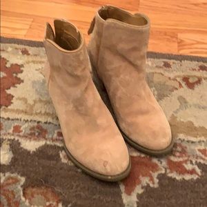 Boots Size 7